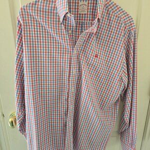 Brooks Brothers, Medium, lighter blue and light red pattern, button down